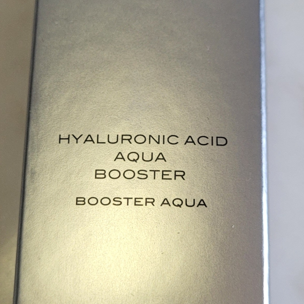 111SKIN Hyaluronic Acid Aqua Booster - Silver Metallic Serum Bottle